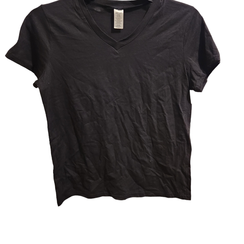 West Loop Women's Black V-Neck T Shirt.